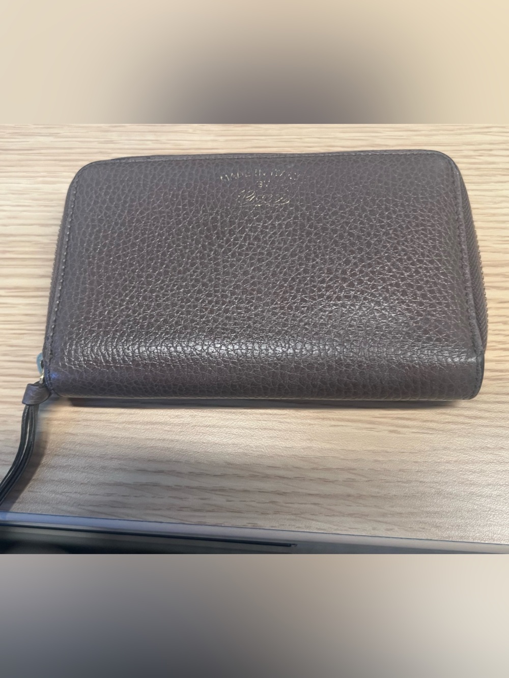Gucci Leather Zip-Around Wristlet Wallet - taupe